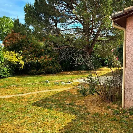 Villa Maison 120m2 Avec Piscine Et Jardin Ideal Familles Et Professionnels