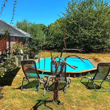 Maison 120m2 Avec Piscine Et Jardin Ideal Familles Et Professionnels Villa *